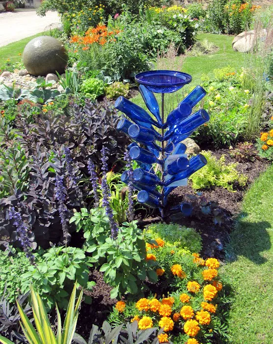 Bottle Tree Creations by Jerry Swanson Picture 10