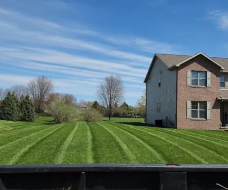 DH Lawn Maintenance LLC