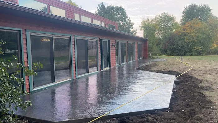 920 Concrete, Lawn, And Snow LLC Picture 2