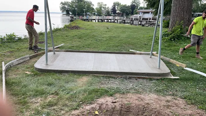 920 Concrete, Lawn, And Snow LLC Picture 7