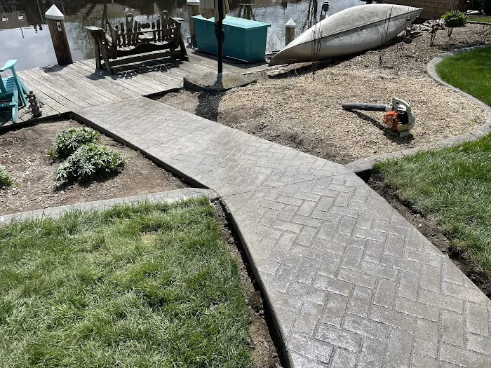 920 Concrete, Lawn, And Snow LLC Picture 5