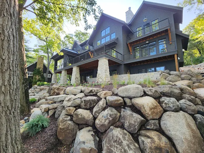 Landmark Landscapes Inc Picture 2