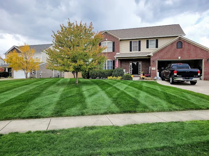 Lyons Lawncare & Landscape LLC Picture 5