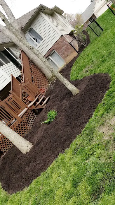 Lyons Lawncare & Landscape LLC Picture 8
