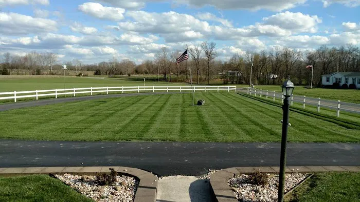 Morin's Landscaping Picture 4