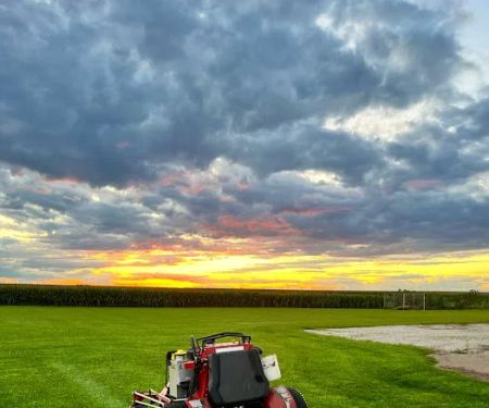Above & Beyond Lawn Care / Serving Decatur Illinois & Surrounding Area / Commercial & Residential
