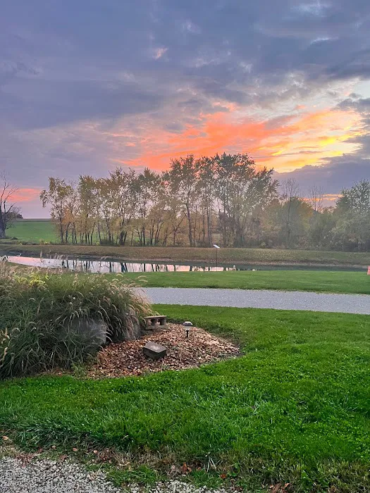 Above & Beyond Lawn Care / Serving Decatur Illinois & Surrounding Area / Commercial & Residential Picture 10