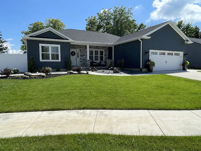 Walker's Lawn & Landscaping Picture 4