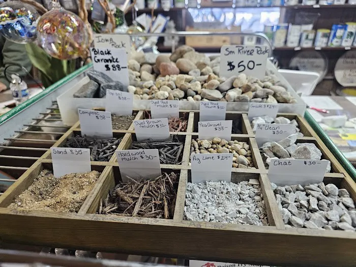Community Seed & Feed Picture 3
