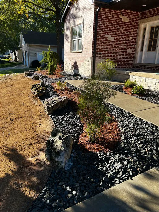 Eden Lawn & Landscaping Picture 10