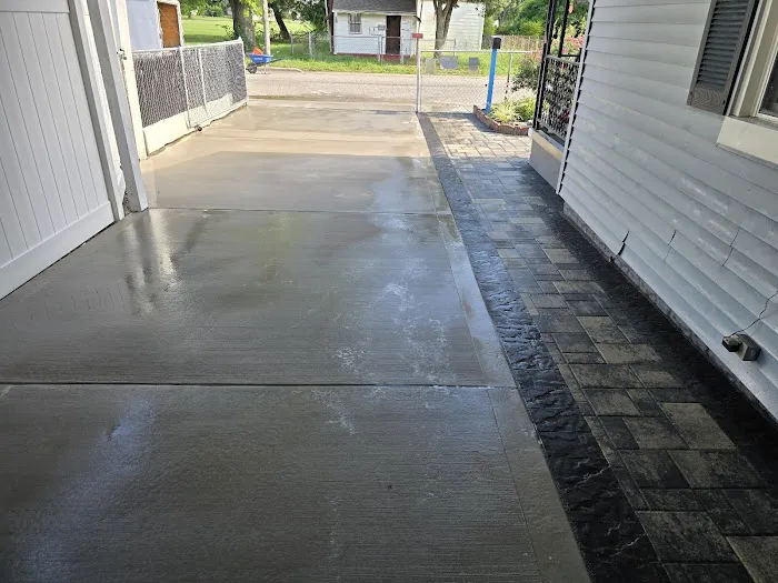 JS lawn and landscaping services LLC Picture 1