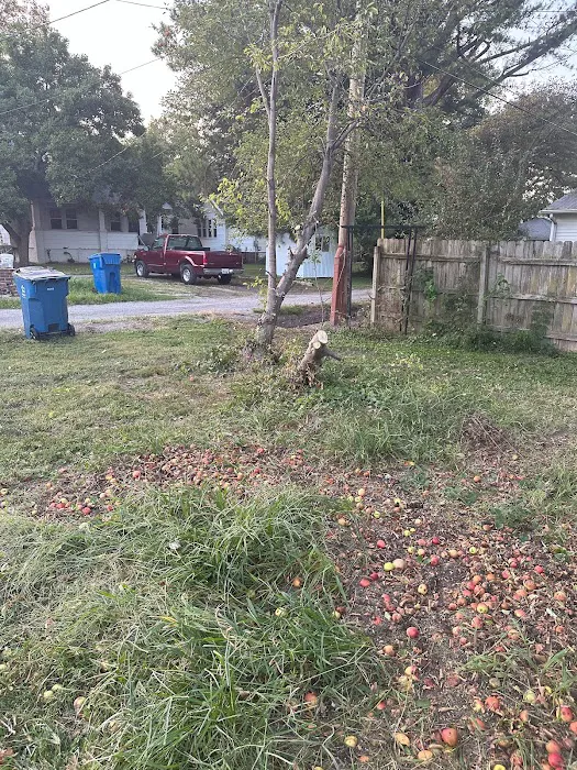 Hanson's Lawn Care Picture 9