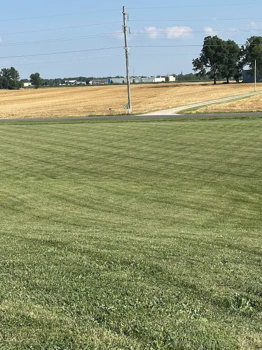 Hanson's Lawn Care Picture 1