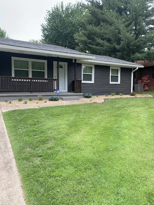 Davis Lawn Care Picture 2
