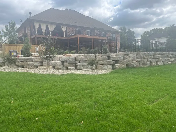 Hobgood Landscaping Picture 3