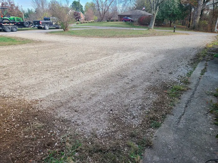 T&D Gravel Repair and Hauling llc Picture 8