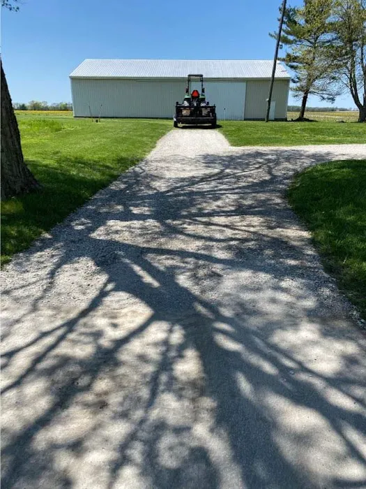 T&D Gravel Repair and Hauling llc Picture 2