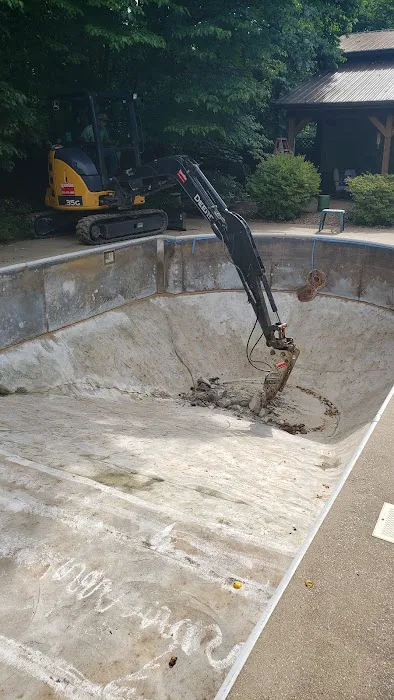 Mr Dirt Excavating & Concrete Picture 5