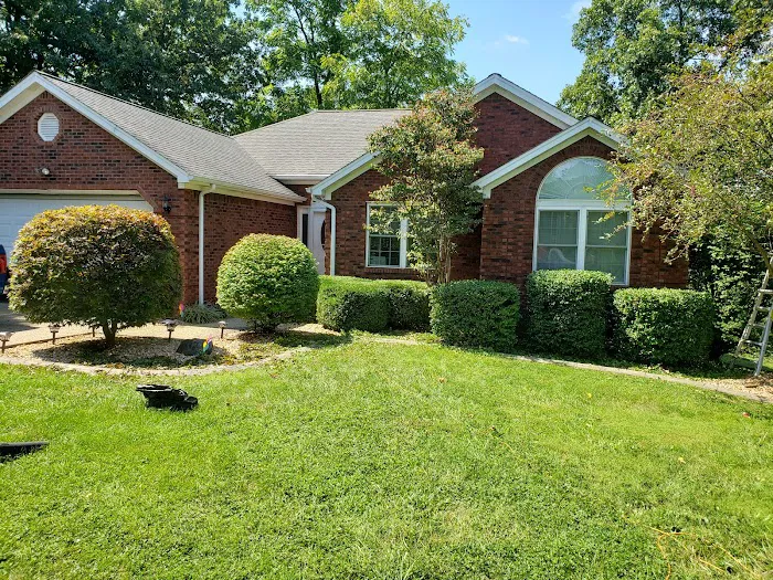 Duggins Lawn Care & Landscaping Picture 6