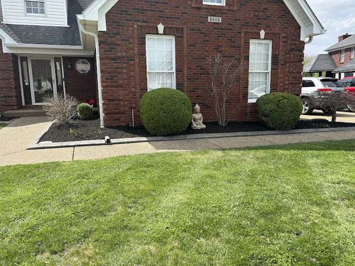 Joe's Lawn Care Picture 10