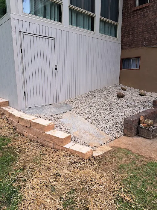 Mac's Mowing & Landscaping Inc Picture 9