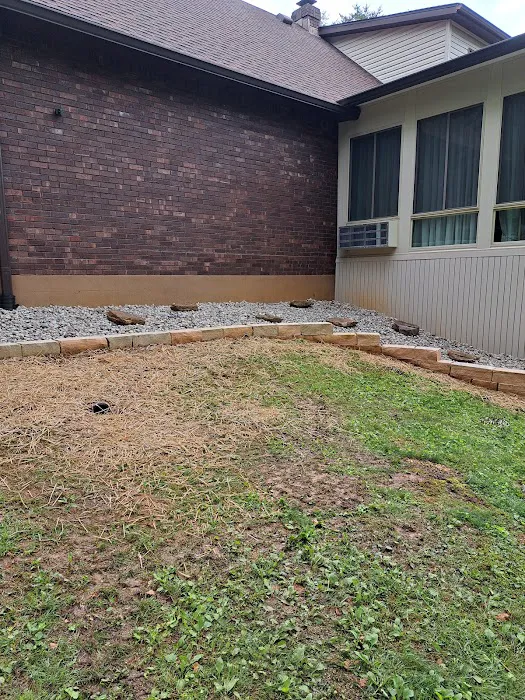 Mac's Mowing & Landscaping Inc Picture 5