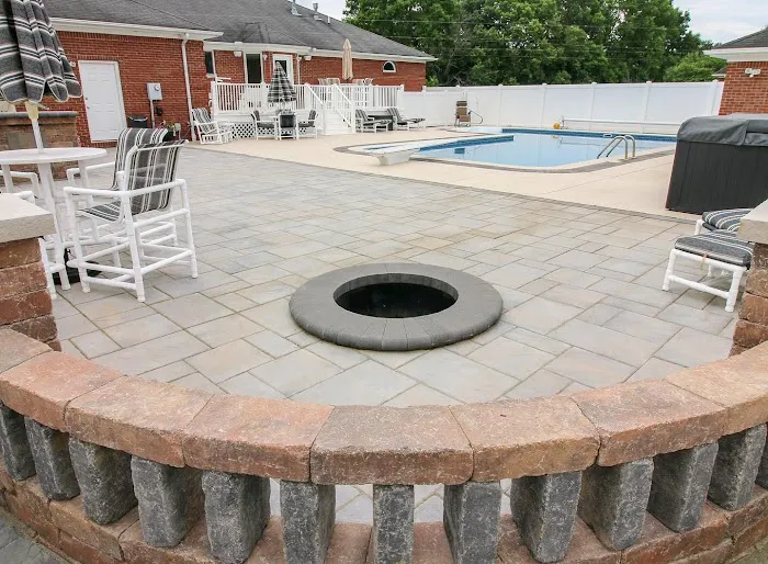 Lamb's Lawn Service & Landscaping LLC Picture 2