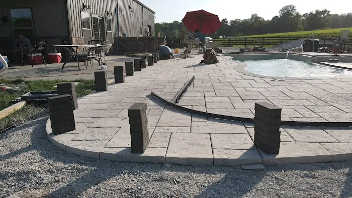 Lamb's Lawn Service & Landscaping LLC Picture 3