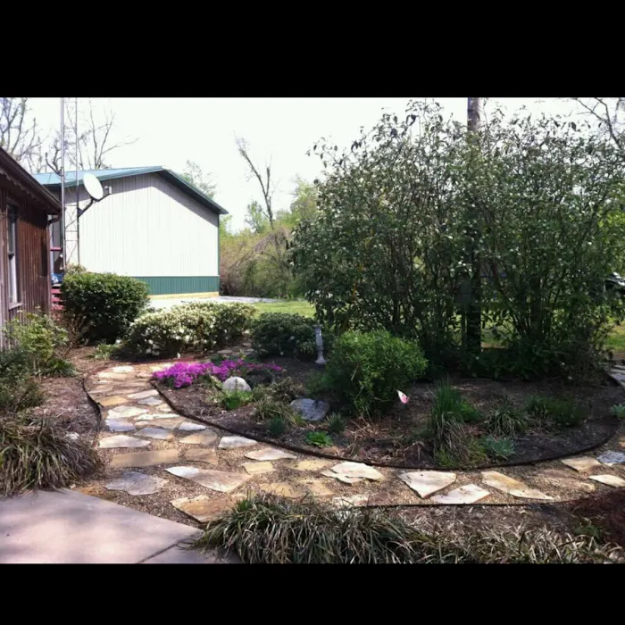 Keelings Landscaping and Lawncare Picture 10