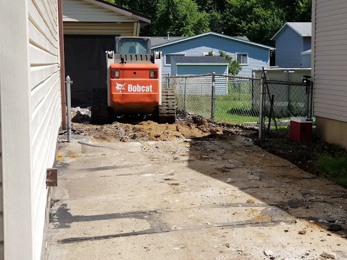 Deep Roots Lawn Care & Landscaping Picture 3
