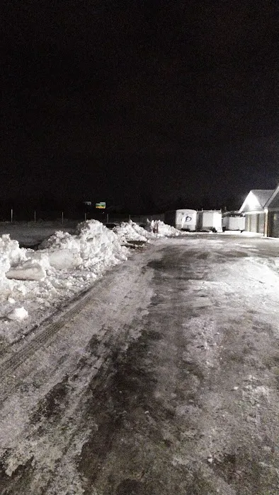 Quality Lawncare, Landscaping, and Snowplowing Picture 7
