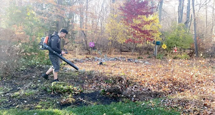 E & J Lawn Services Picture 2