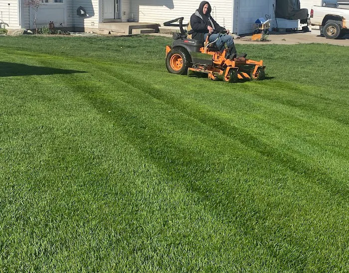 E & J Lawn Services Picture 3