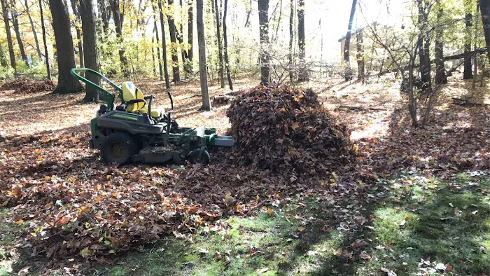 Cutting Edge Lawn Care LLC Picture 4