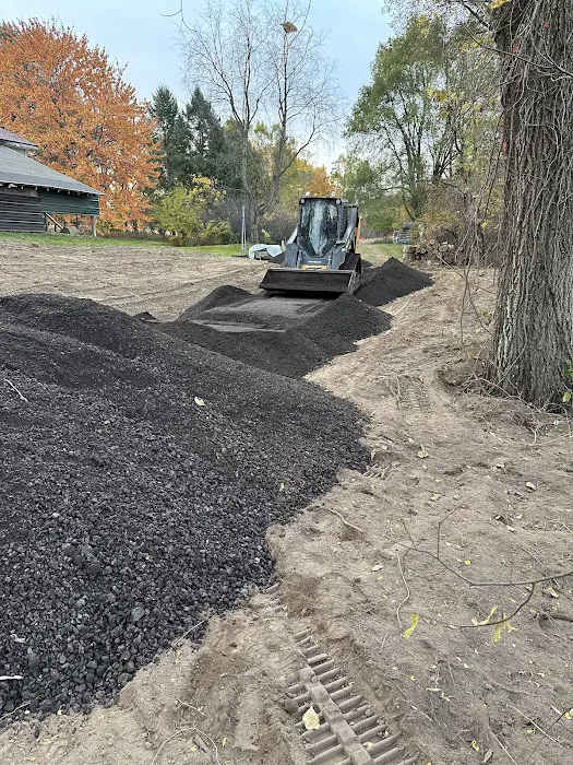 Vans Lawn Maintenance llc Picture 7