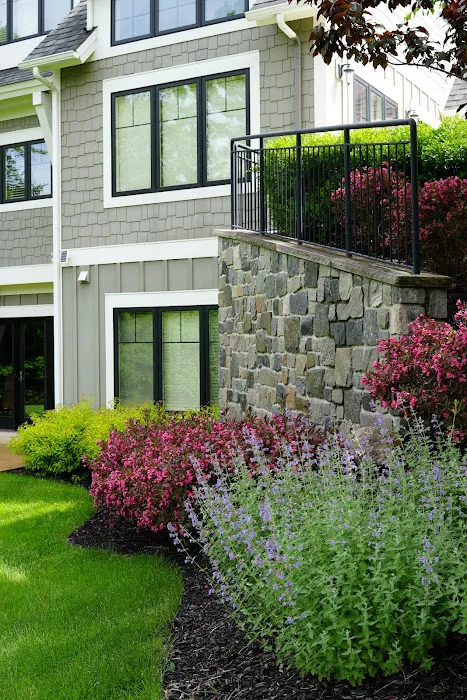 Everett's Landscape Management, Inc Picture 10