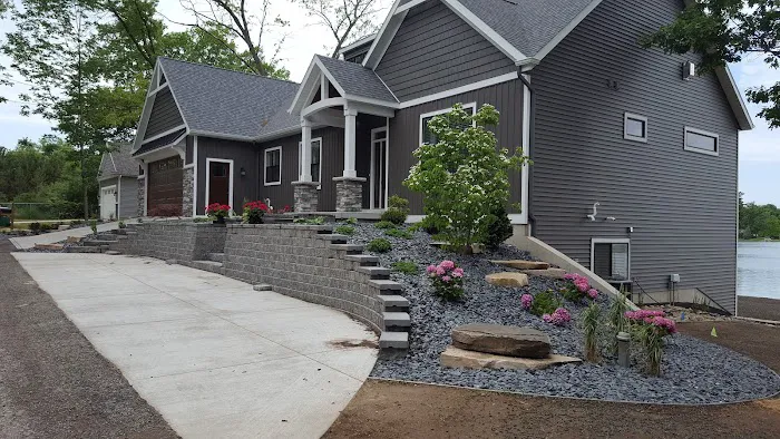 Landscape Impressions Design & Garden Center, Inc. Picture 3