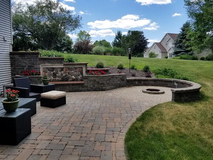 Landscape Impressions Design & Garden Center, Inc. Picture 4