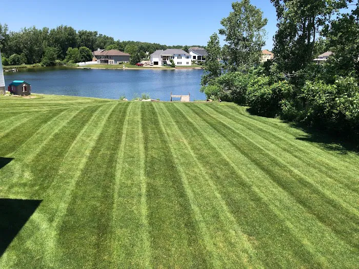 Crain's Lawn & Landscape Picture 2