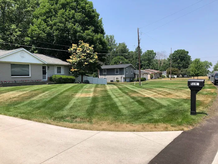 Crain's Lawn & Landscape Picture 7