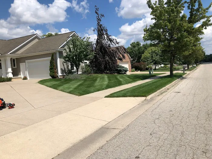 Crain's Lawn & Landscape Picture 6