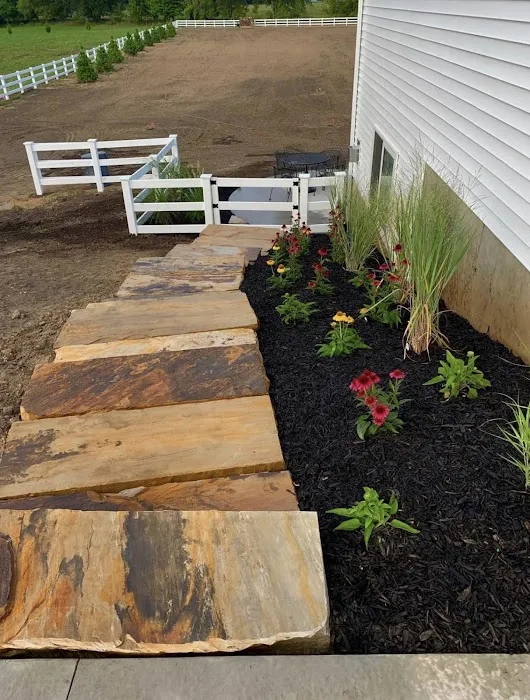 Diaz Landscaping & Snowplow LLC Picture 4