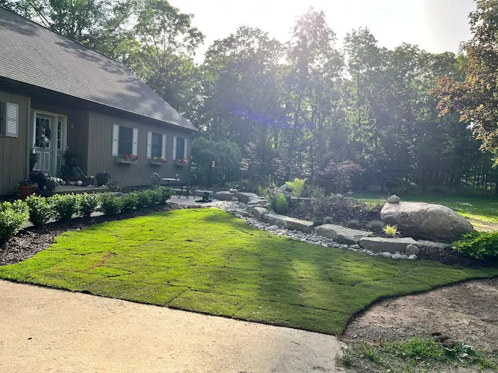 Michigan Landscapers Picture 2