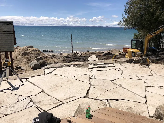 Michigan Landscapers Picture 8