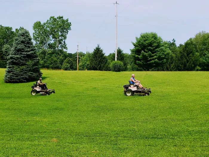Earth Fathers Lawn and Landscape Picture 1