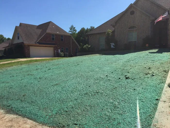 Muddy Acres Outdoor Solutions Picture 5