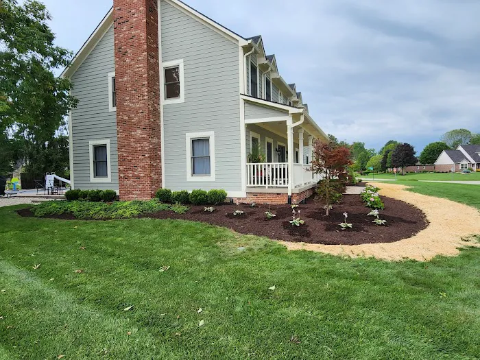 Kinder Lawn Maintenance LLC Picture 5