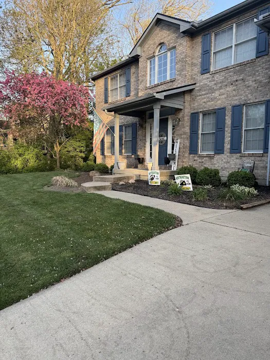 Frame's Lawn Care & Snow Removal Picture 1