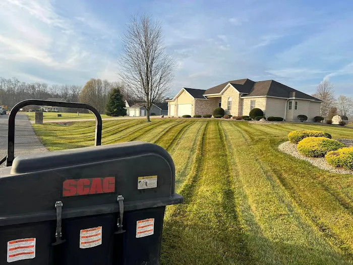 Frame's Lawn Care & Snow Removal Picture 3