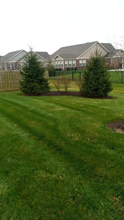 Indiana Landscape & Maintenance Picture 2